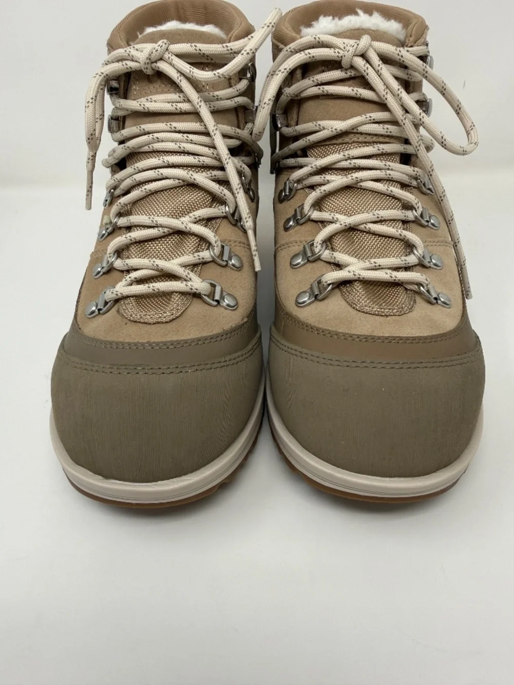 UGG women brecken